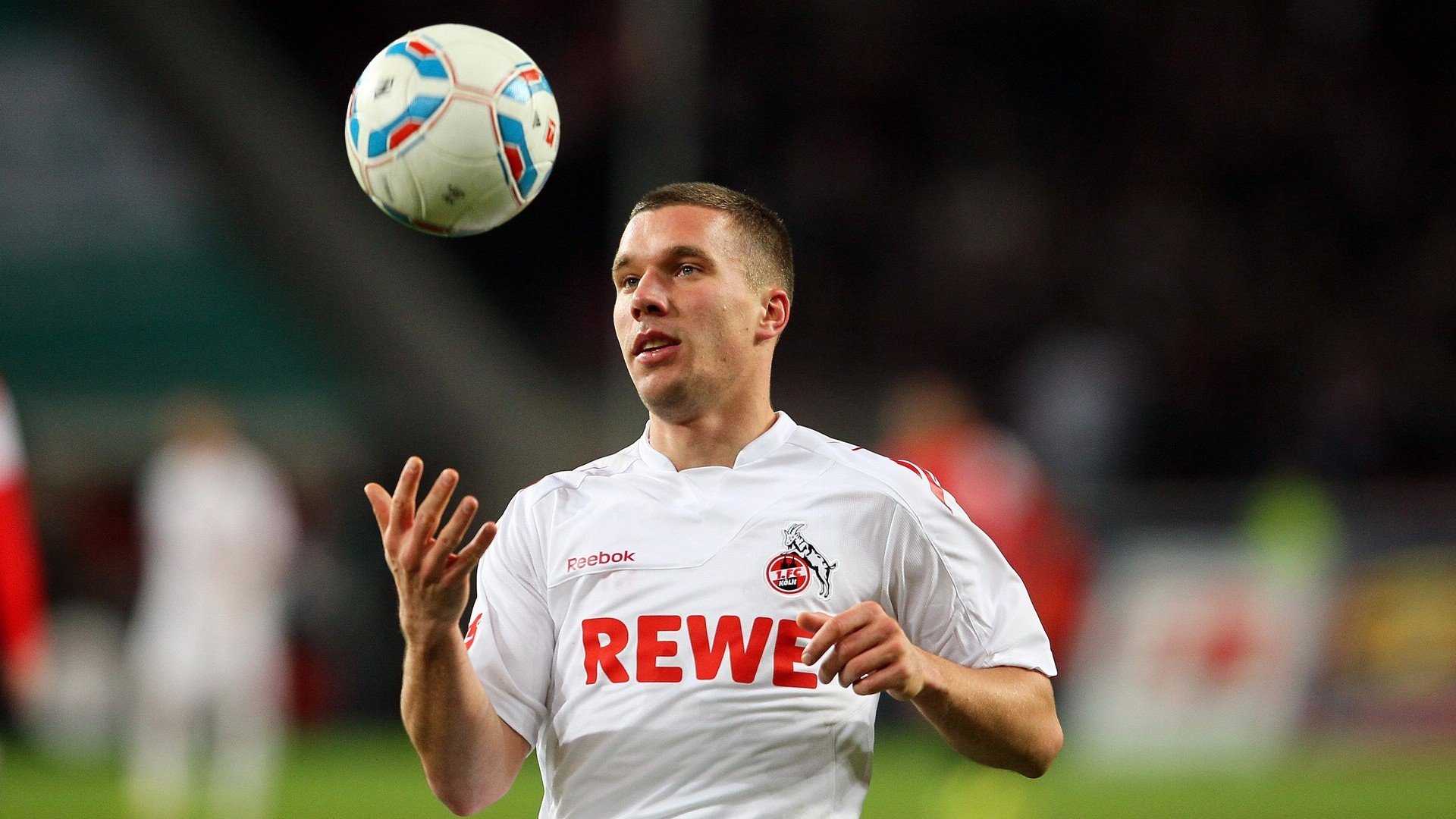 _掘金攻守兼备，联赛排名持续攀升_，掘金的比赛